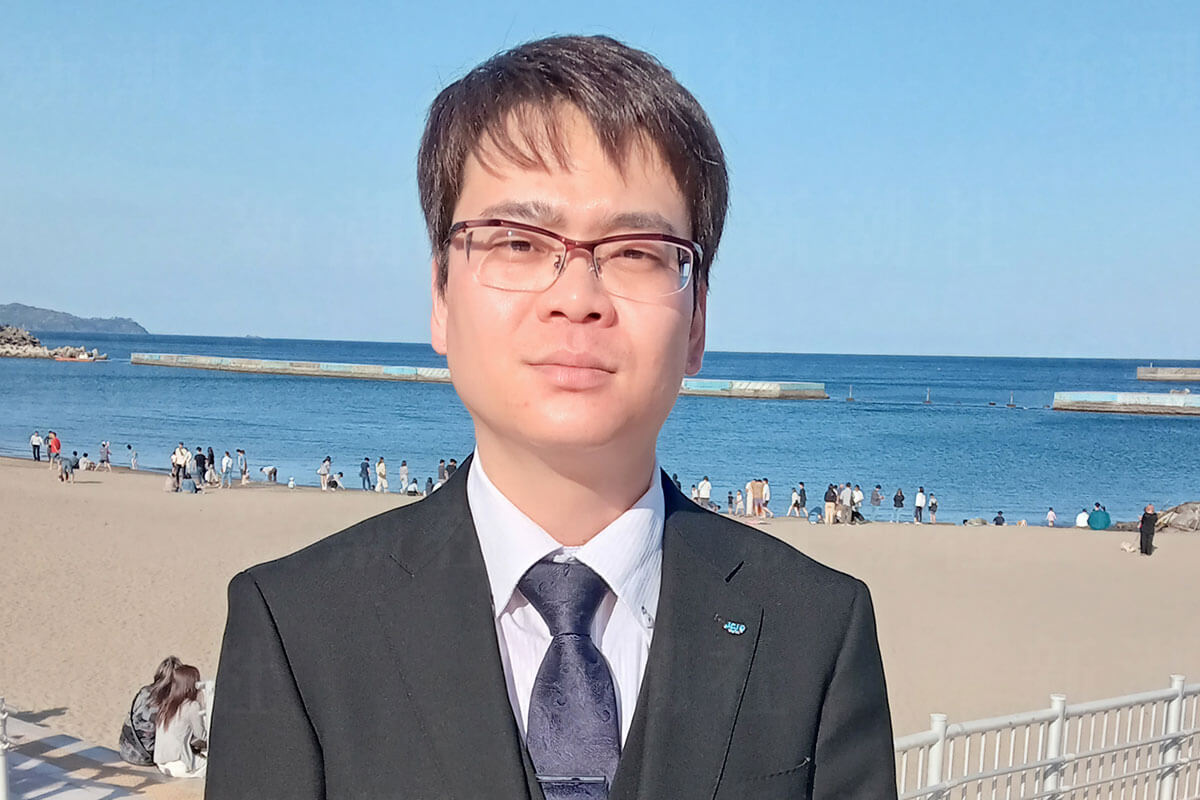 「靖国神社は閉店すべき」…過激ポストを繰り返した中国人男性が逮捕 熱海市長選に意欲、政治団体も立ち上げた真の“狙い”とは（デイリー新潮） - Yahoo!ニュース