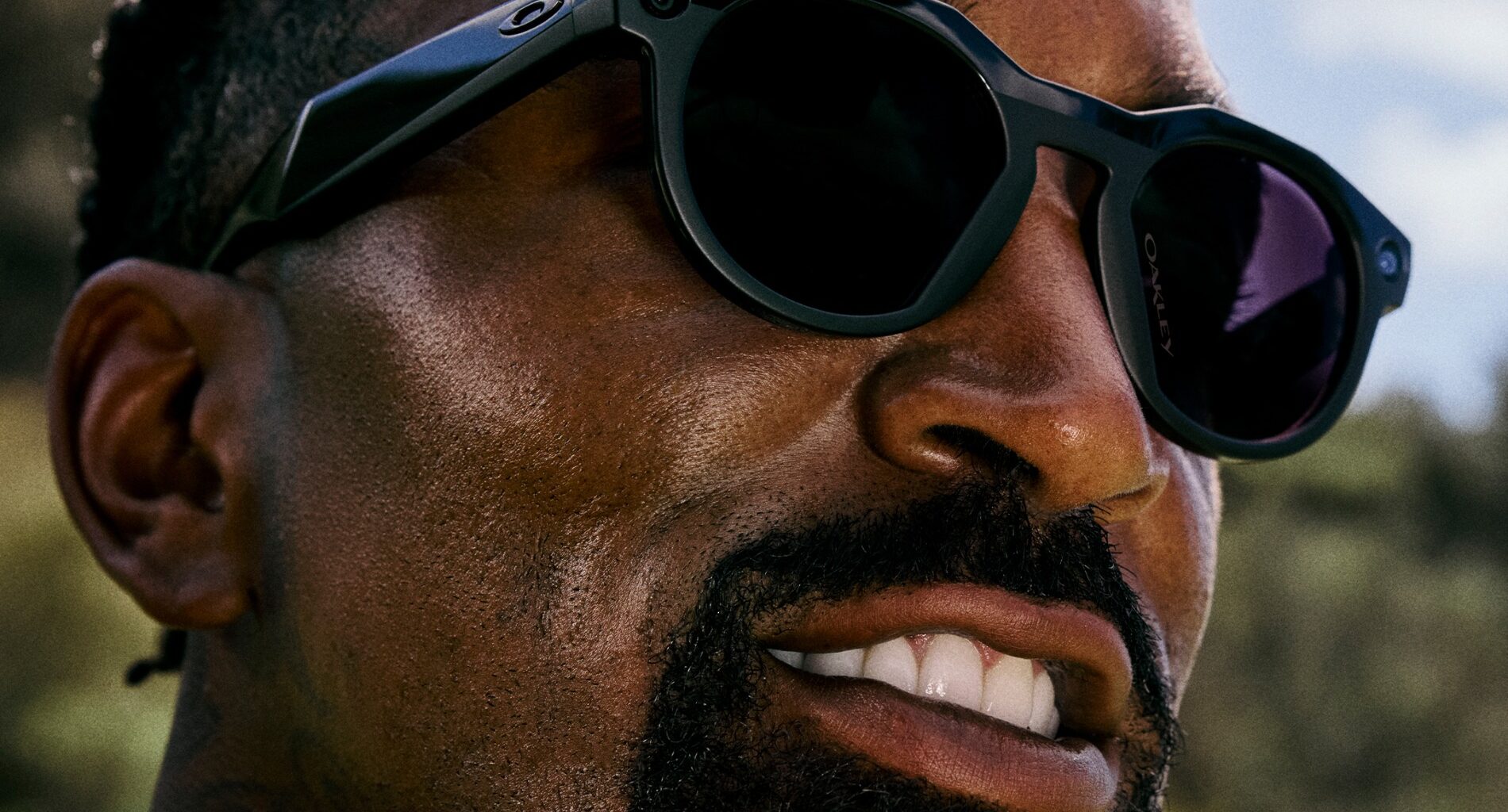 AIグラス『Ray-Ban Meta』『Oakley Meta』日本発売