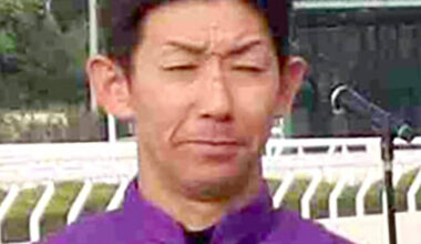下原理騎手