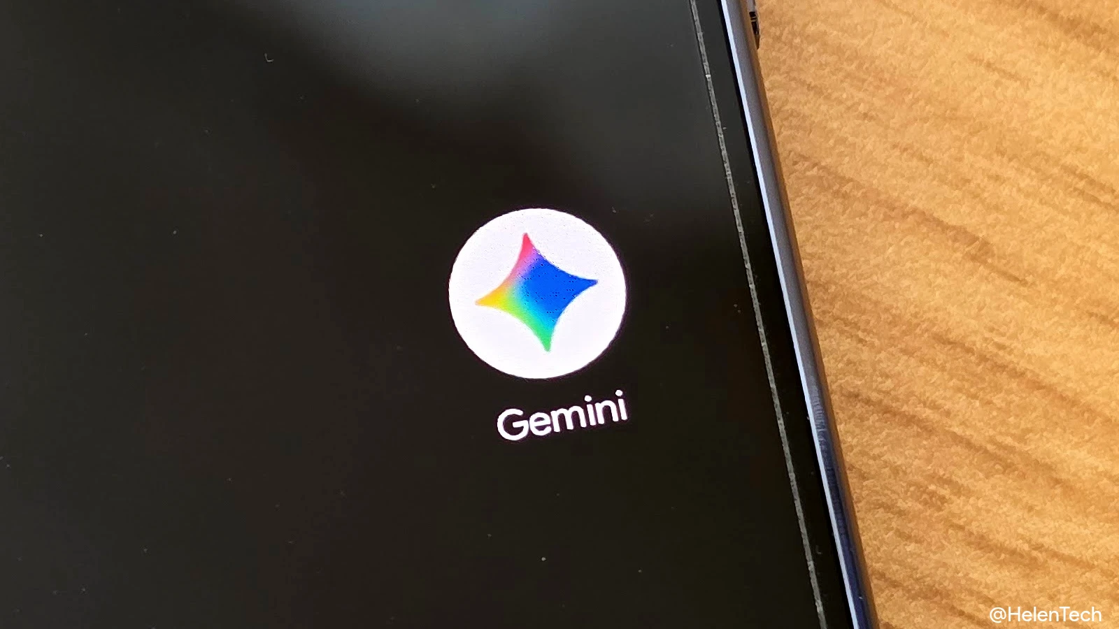 Google Gemini アプリの新しいモバイルアプリアイコンの写真