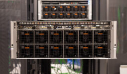 DellがNVIDIAとのAIファクトリーを拡張、デスクトップ向けエージェントAIを追加、Mistralとの連携を強化 - StorageReview.com