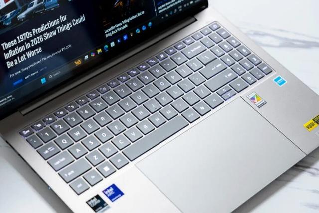 acer-swift-14-AI-2026-review-04-768x512