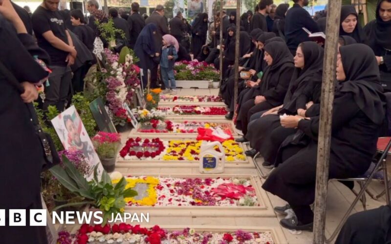 弾圧と戦争のトラウマに苦しむイラン市民、支援は追いつかず - BBCニュース