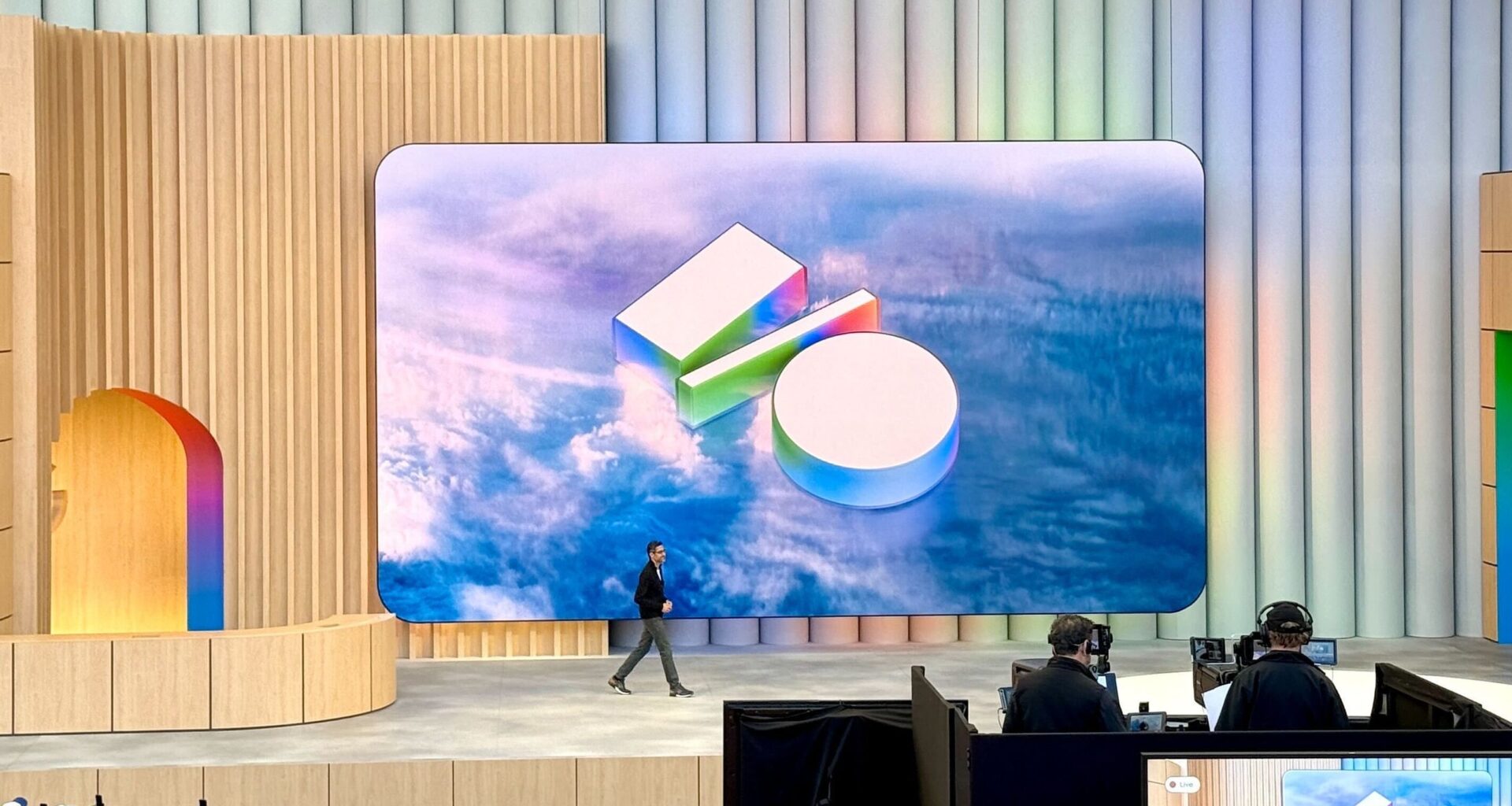 Google I/O 2026カンファレンス概要：GoogleがAppleに対抗するためAIの力を総動員｜iPhone Islam