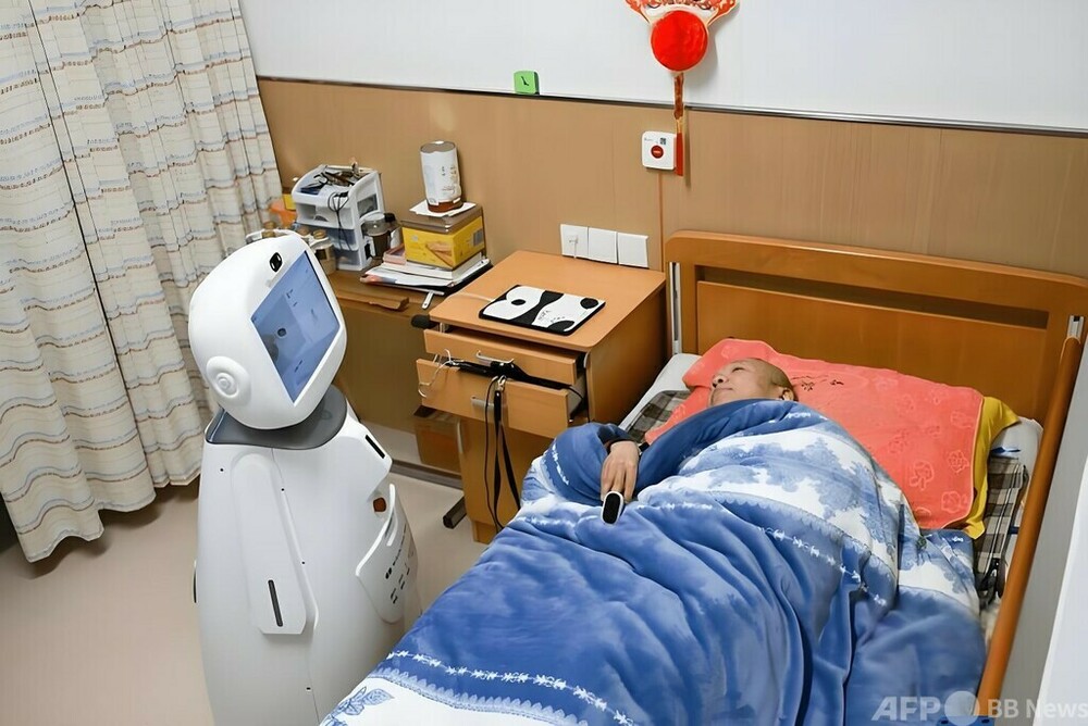 中国でAI擬人化サービスに初の法的指針 感情的サポートの安全性確保へ　写真1枚　国際ニュース：AFPBB News