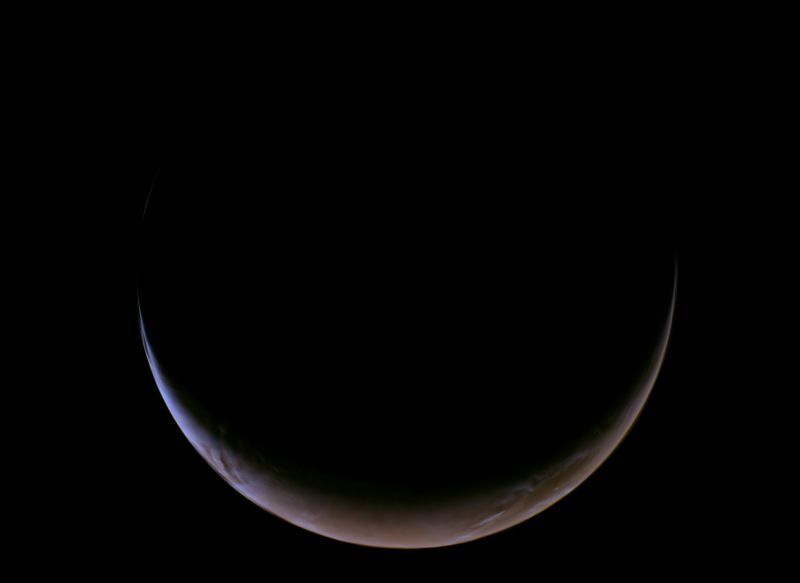15日に捉えた三日月状の火星/NASA/JPL-Caltech/ASU