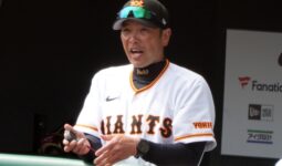 巨人・阿部前監督の騒動で「チャットGPTに相談」が話題　「時代を感じる」と驚きの声 – Sirabee