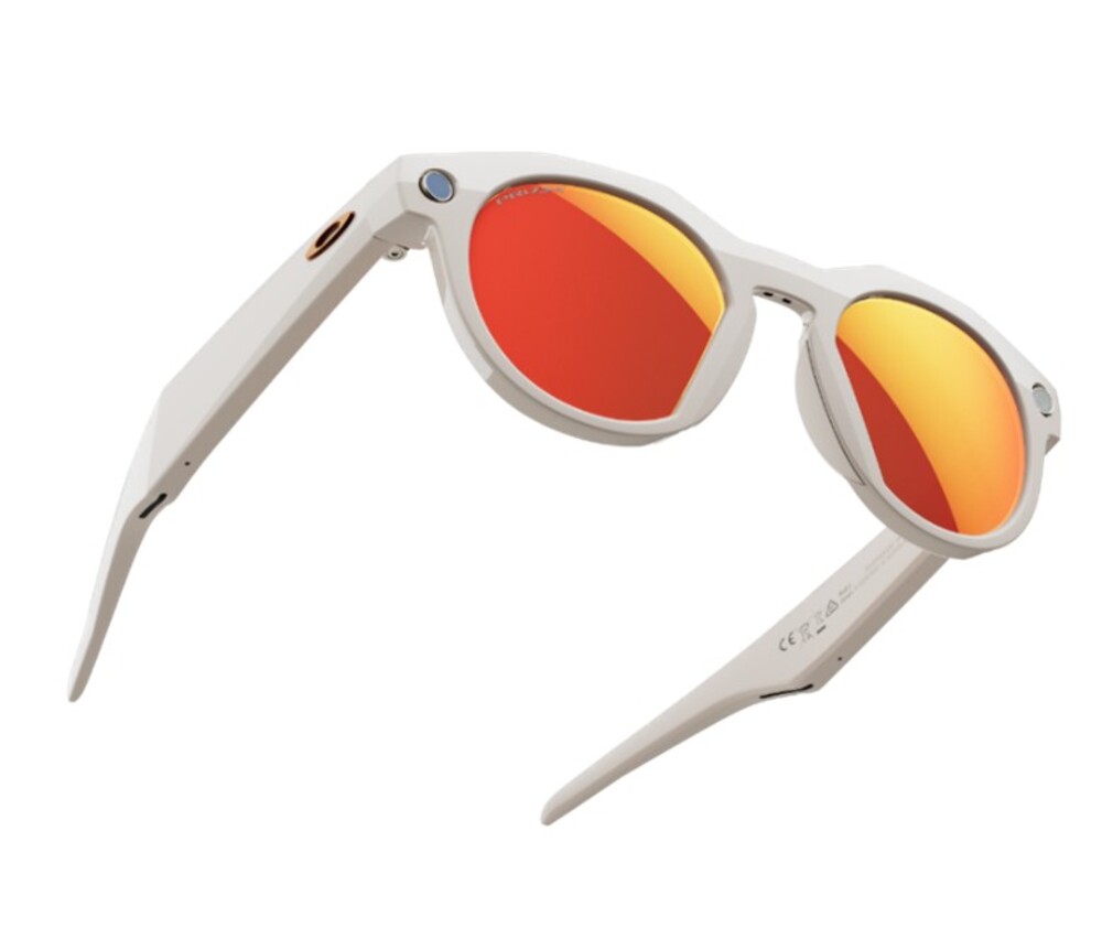 「オークリーからAI搭載アイウェア『Oakley Meta』登場!小型カメラやAIアシスタントを内蔵」の画像