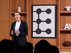 アンソロピックの新モデルは「長時間働くAI」。Claude Fable 5が示す企業エージェントの次段階 | Business Insider Japan