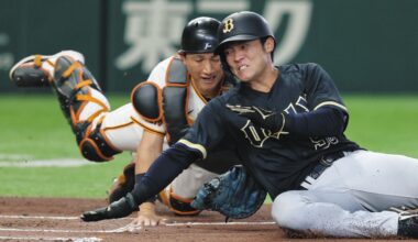 「2軍のスタッフに感謝」巨人・小林誠司、今季初スタメンで勝利貢献！4回、勝ち越し阻止の飛び込み本塁タッチアウトのファインプレー（中日スポーツ） - Yahoo!ニュース