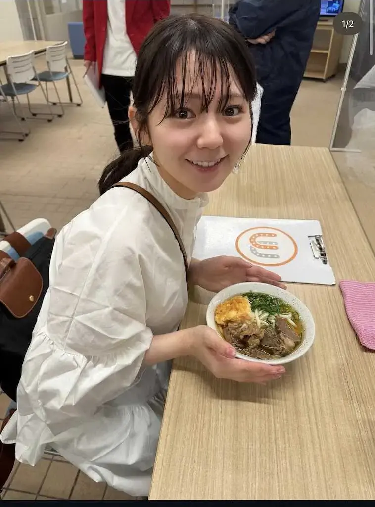 “競馬中継で人気”テレ東・冨田有紀アナ　約1年半ぶり栗東トレセン取材S！「髪が乱れても可愛い」の声 - スポニチ Sponichi Annex 芸能