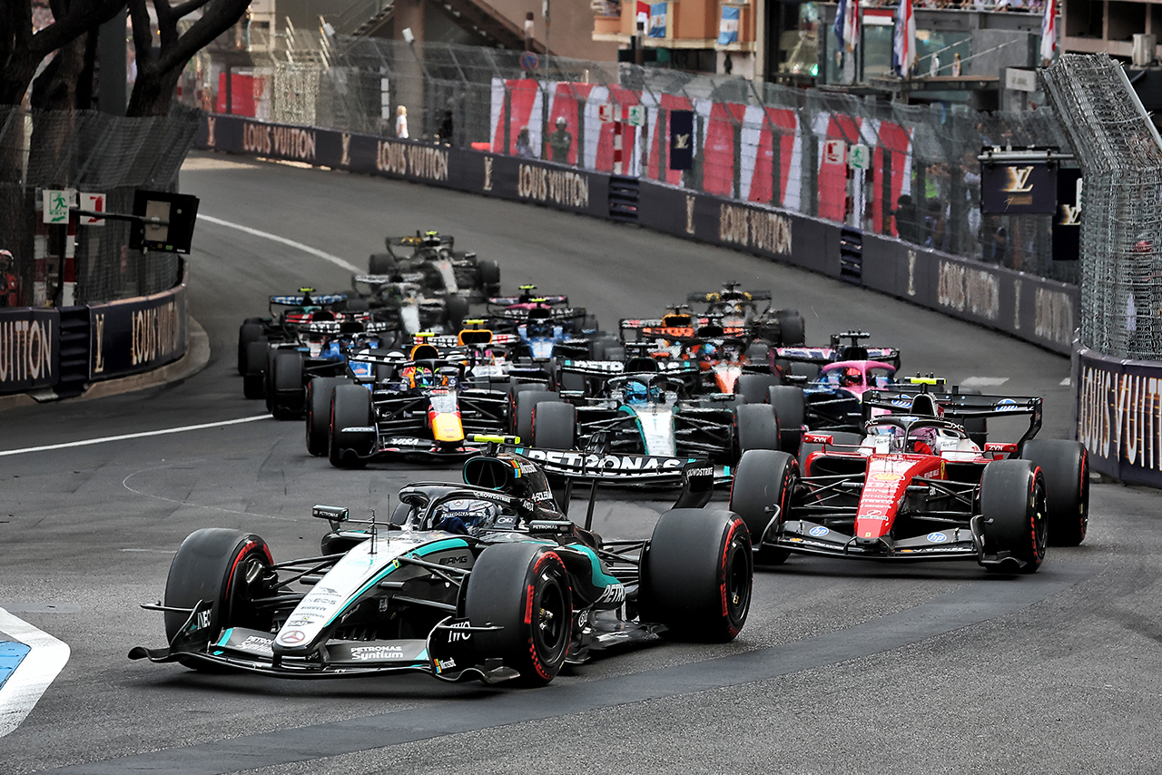 ペナルティ乱発に赤旗。大波乱のF1モナコGPでアントネッリが5連勝。ハジャーが移籍後初表彰台掴む【決勝レポート】 - autosport web