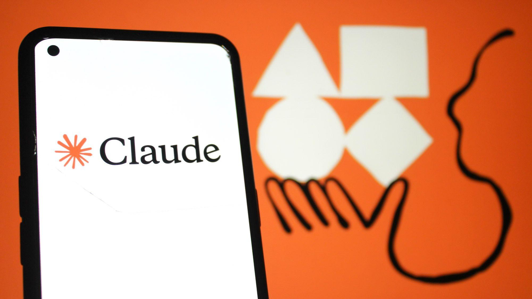 Anthropic が Claude Fable 5 と Claude Mythos 5 を発表：一般用とエリート用の2つの AI を巡る物語