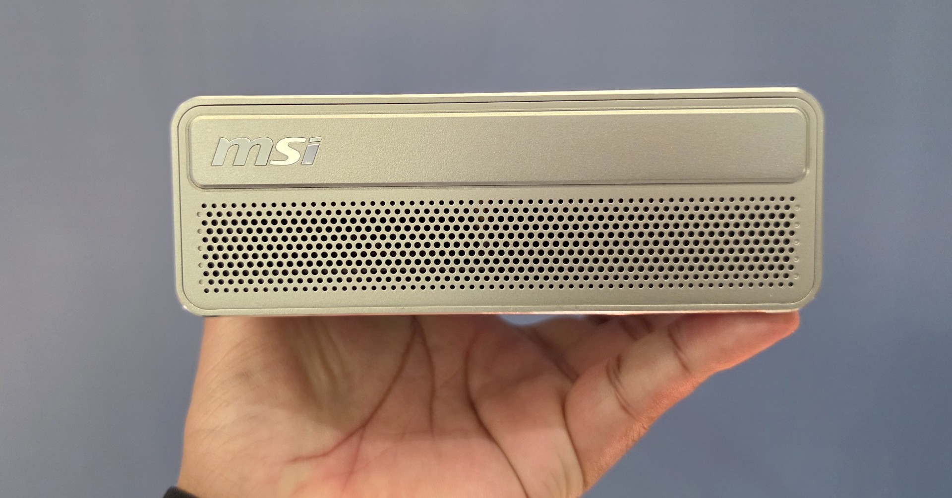 コンパクトボディーにスパコン並みのAI性能！　「NVIDIA RTX Spark」搭載ミニデスクトップPCを見てきた（1/2 ページ） - ITmedia PC USER - ITmedia