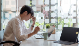 ChatGPTにプログラマとしての期待と微かな恐怖、60年のAI失望サイクルを解説：日経クロステック Active