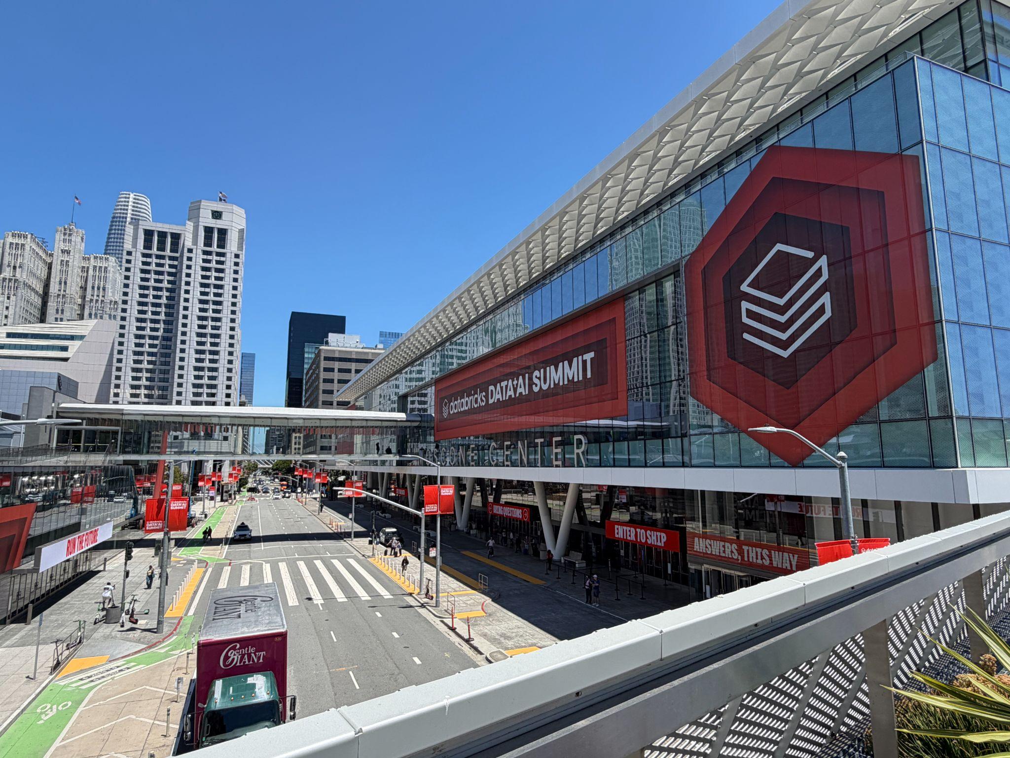 Data + AI Summit会場風景