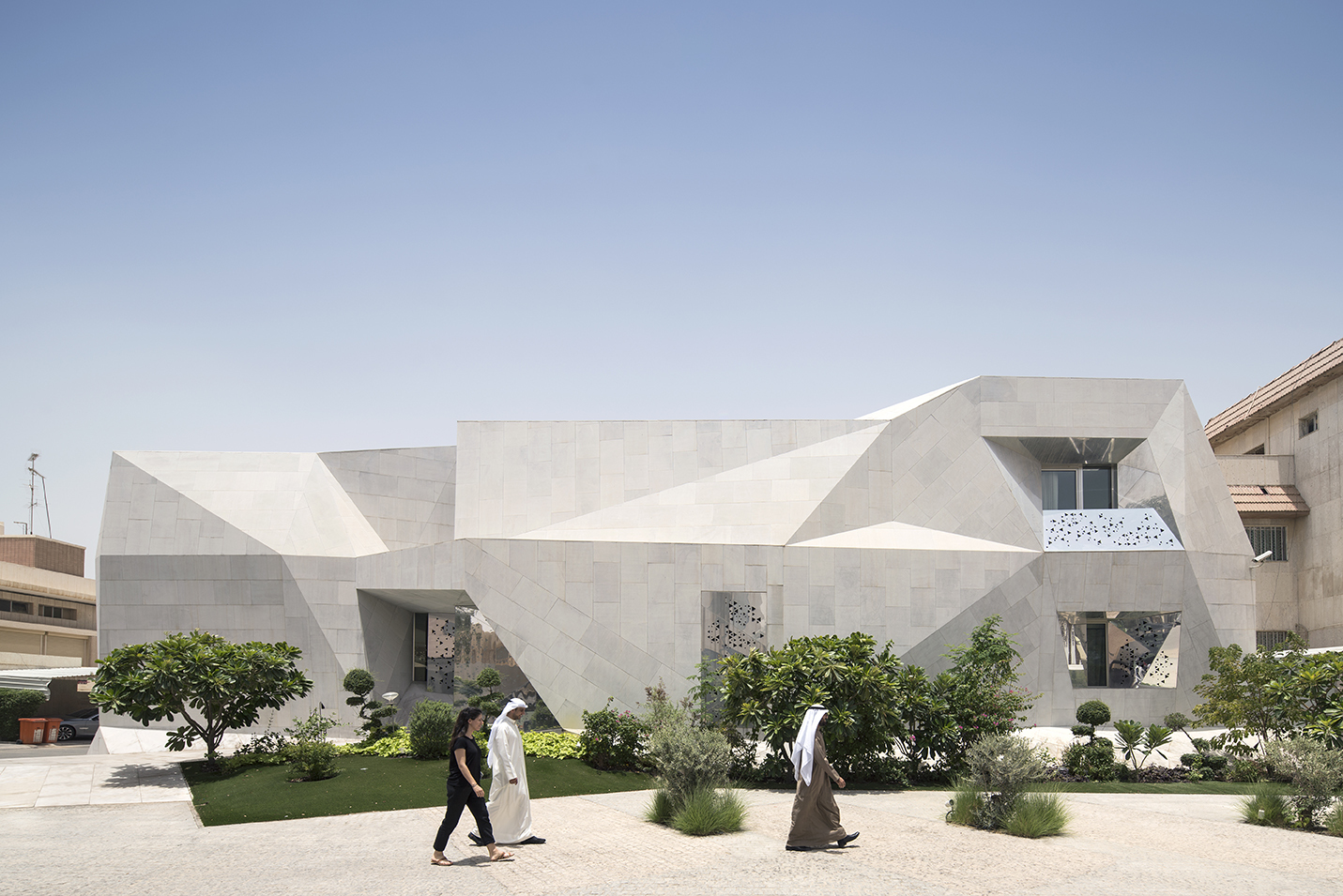 画廊 岩石住宅 / AGi Architects