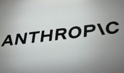 Anthropic、8月末にもIPO申請書類を公開か　調達額はSpaceXの過去最大に匹敵と米報道 - ITmedia NEWS