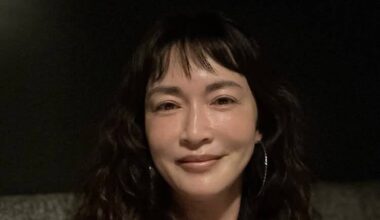 美背中全開ドレスで「唯一無二」と話題 ４８歳誕生日の長谷川京子が「美しい」「素敵すぎ」「お綺麗」 - スポーツ報知