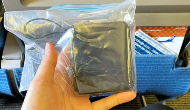 1年ぶりに飛行機に乗ったら「モバイルバッテリー」の持ち込みルールが変更。機内充電NGになっていて焦った - ロケットニュース24