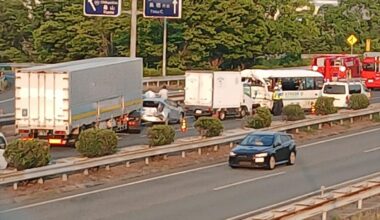 【続報】バスの11人救急搬送、1人が重症、2人中等症 鳥栖IC付近で玉突き事故 21日夕 バスには樟南高校（鹿児島）女子剣道部 佐賀県鳥栖市 | 事件・事故 | 佐賀県のニュース - 佐賀新聞