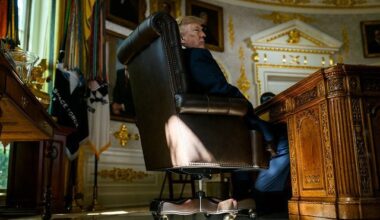 トランプ大統領、急きょホワイトハウスへ 米メディアはフーシ派攻撃の可能性を指摘 国務省は中東滞在の米国民に「強い警戒」呼びかけ（FNNプライムオンライン（フジテレビ系）） - Yahoo!ニュース