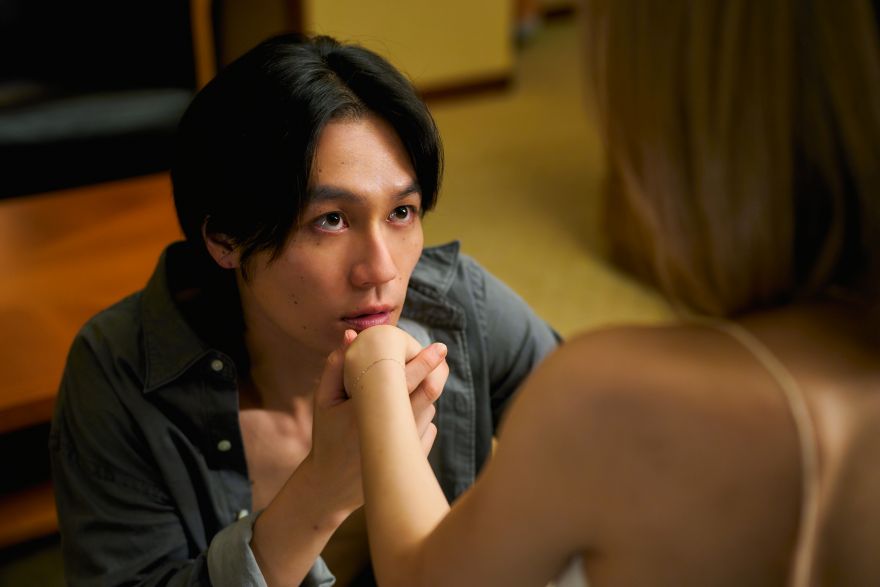 開幕13秒で早くもベッドシーン！松田元太主演ドラマで柔肌を激しくむさぼるドキドキ展開＜はだかんぼうたち＞ - テレ朝POST